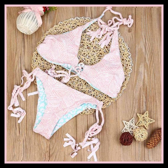 New! Lace Up Bra Front / Deep Scoop Neckline - Picture 4 of 6